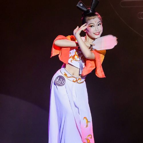 儿童豆蔻梢头古典舞蹈演出服少儿扇子舞伞舞飘逸女童中国舞表演服