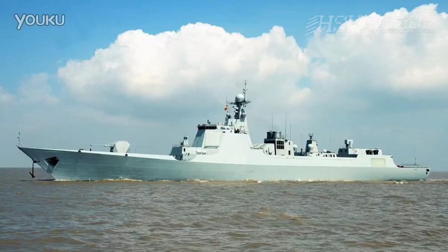 中国最新型052d驱逐舰海上航行画面曝光