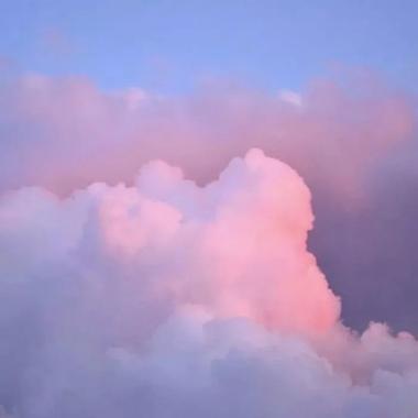 由美头网整理发布,风景头像频道提供更多与云朵,云彩相关的头像图片