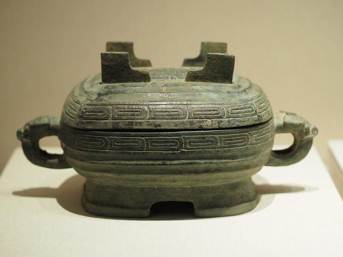 西周重环纹铜盨深圳博物馆藏
