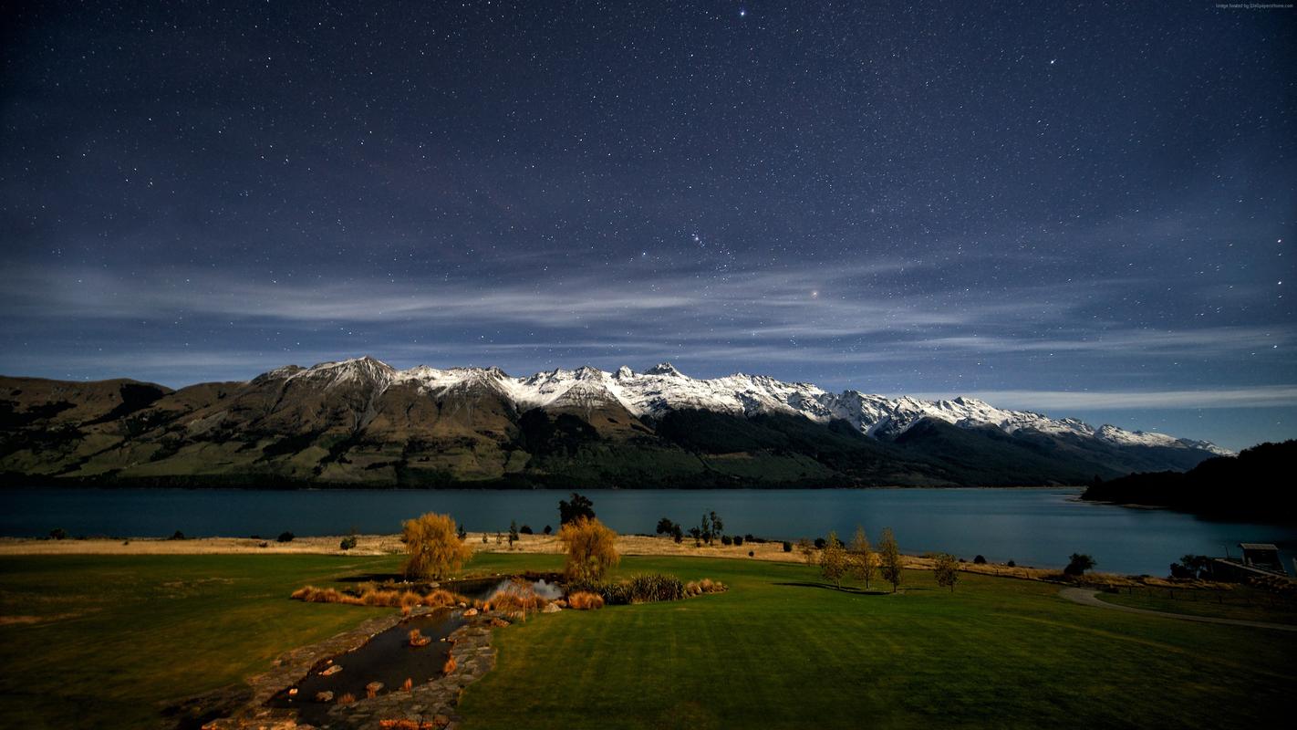 新西兰4k高清壁纸皇后镇瓦卡蒂普湖星星山雪绿草天空风景水平1600x