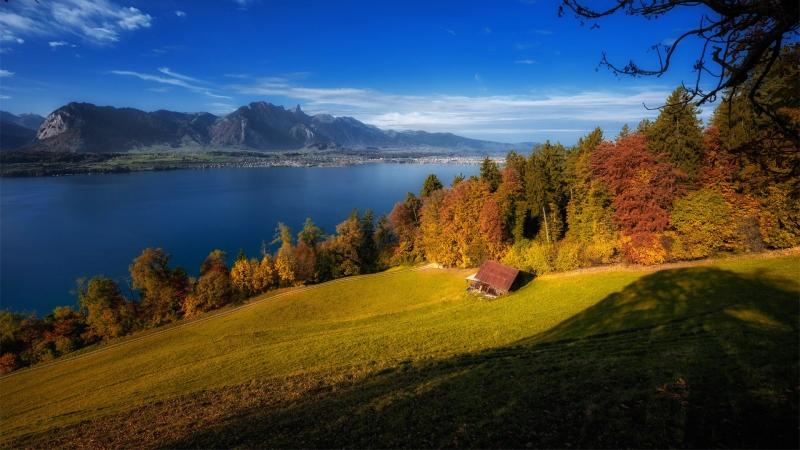 瑞士秋天风景4k高清壁纸5120x1440