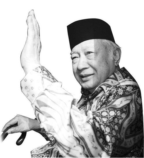 残害50万华人活到87岁的总统苏哈托到底侵吞印尼多少财富