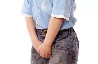 过了3岁孩子还频繁尿裤子,有三个原因导致,主要原因与家长有关