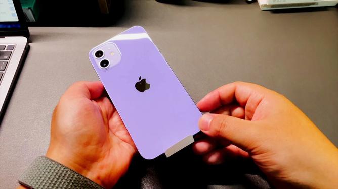 iphone12紫色版开箱好看极了