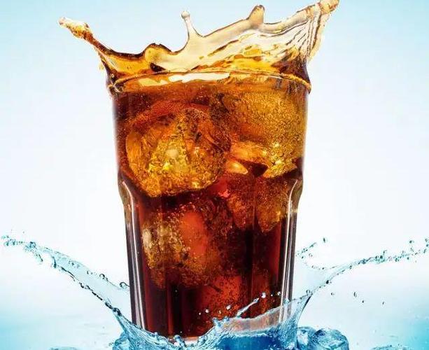 碳酸饮料不能当水喝|牙釉质|牙菌斑|可乐|漱口水_网易订阅
