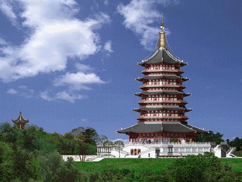 原创雷峰塔是杭州市西湖著名景点之一吸引众多游客前往