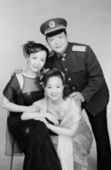 刘赛的老公简历盲人歌手刘赛她在河南农村结婚她的丈夫愿意为她换眼睛