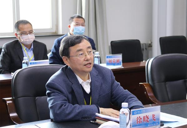 徐晓飞参加五届一次双代会海洋工程学院代表团讨论