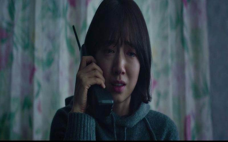 一通穿越的通话改变了未来《电话》韩国悬疑片让你知道什么是绝望