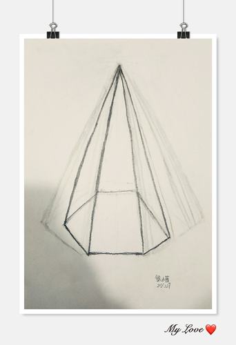 《石膏三角锥》