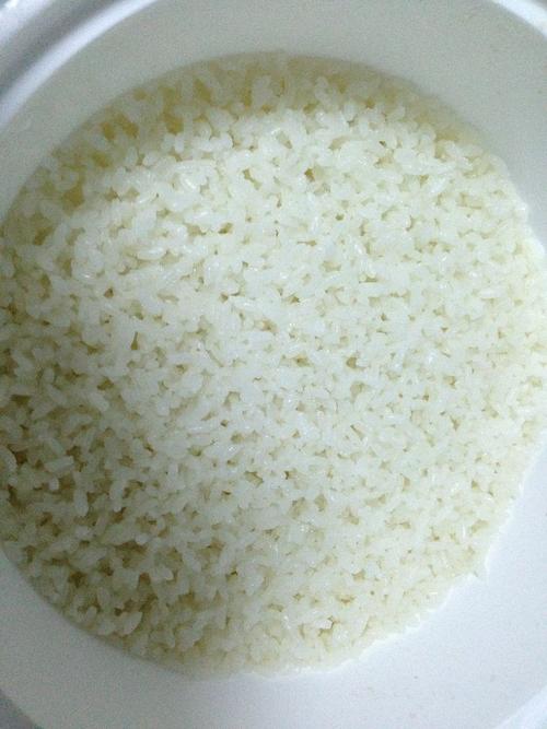 微波炉蒸煮米饭的方法有哪些-学路网-学习路上 有我相伴