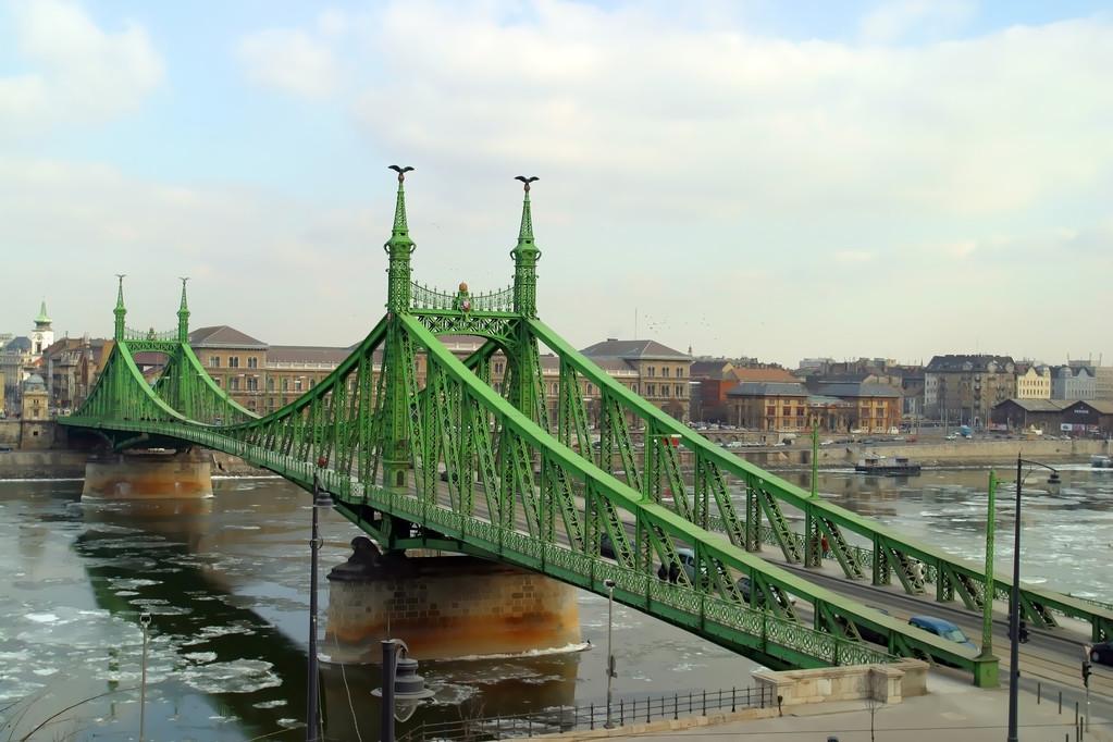 伊丽莎白桥,伊丽莎白桥,布达佩斯,匈牙利.