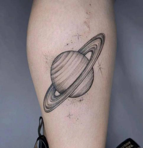太阳系八大行星之一土星