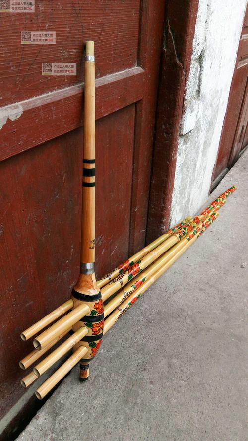 云南新款民族乐器苗族传统芦笙六管六音精致带花舞台演出吹奏歌曲