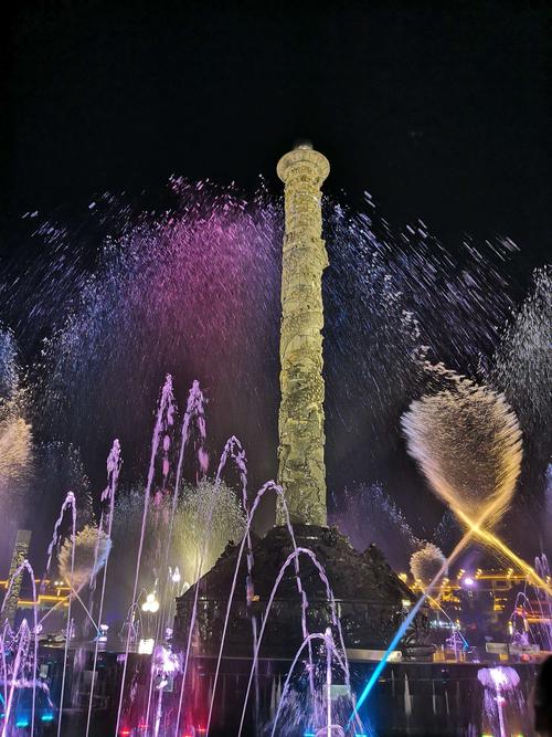 最好看,最壮观的音乐喷泉就在我们大婺源文化广场哦,值得一看