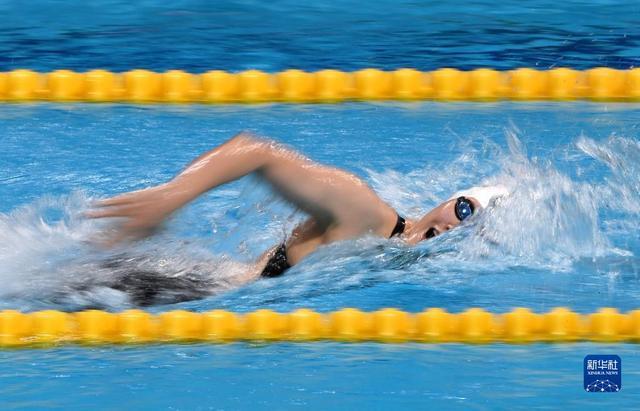 全运会-游泳女子200米个人混合泳决赛:浙江队选手余依婷获得冠军