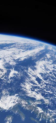 小米10pro在太空拍摄的地球