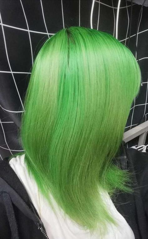 绿色头发如何搭配 绿色搭配-ship188.com