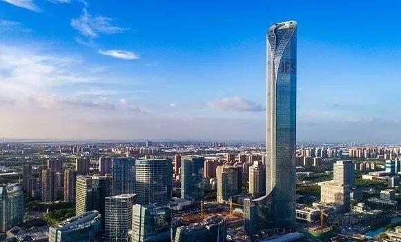 苏州国际金融中心江苏第一高楼将为苏州经济发展作出极大贡献