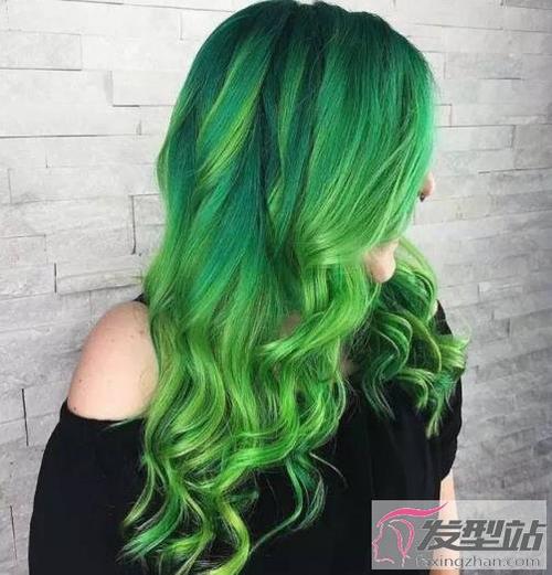 绿色头发怎么染好看染个绿发色这才是你要的时尚