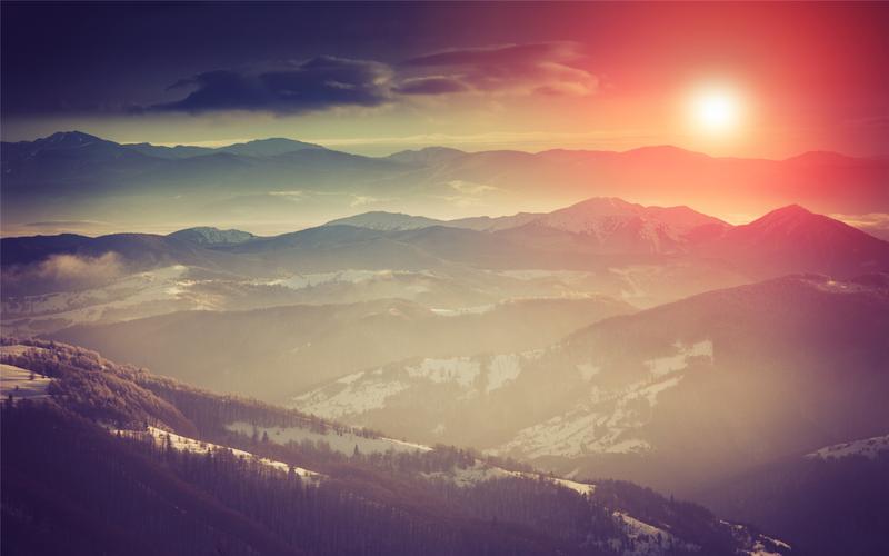 雪山上的夕阳自然风景高清桌面壁纸下载