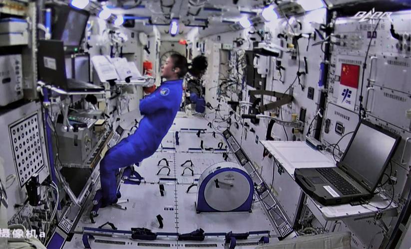 中国航天员将首次在太空跨年神舟十三号乘组完成第二次出舱