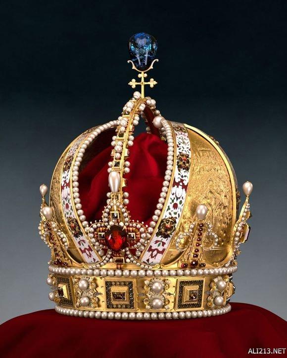 5.神圣罗马帝国皇冠: 神圣罗马帝国皇冠