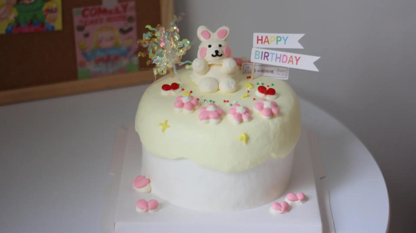 "#小兔子蛋糕 #手绘蛋糕  - 抖音