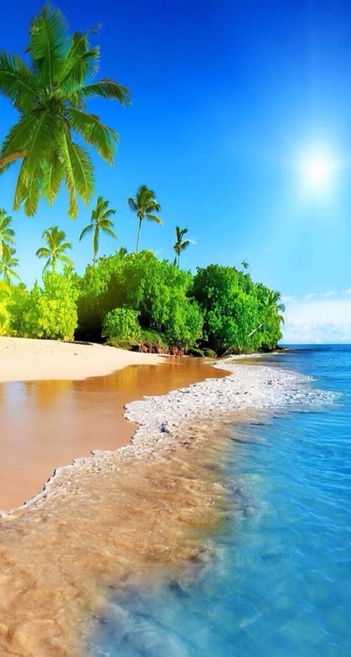 海滩壁纸:阳光,沙滩,海浪,老船长,这是儿时对沙滩和大海的美好记忆.