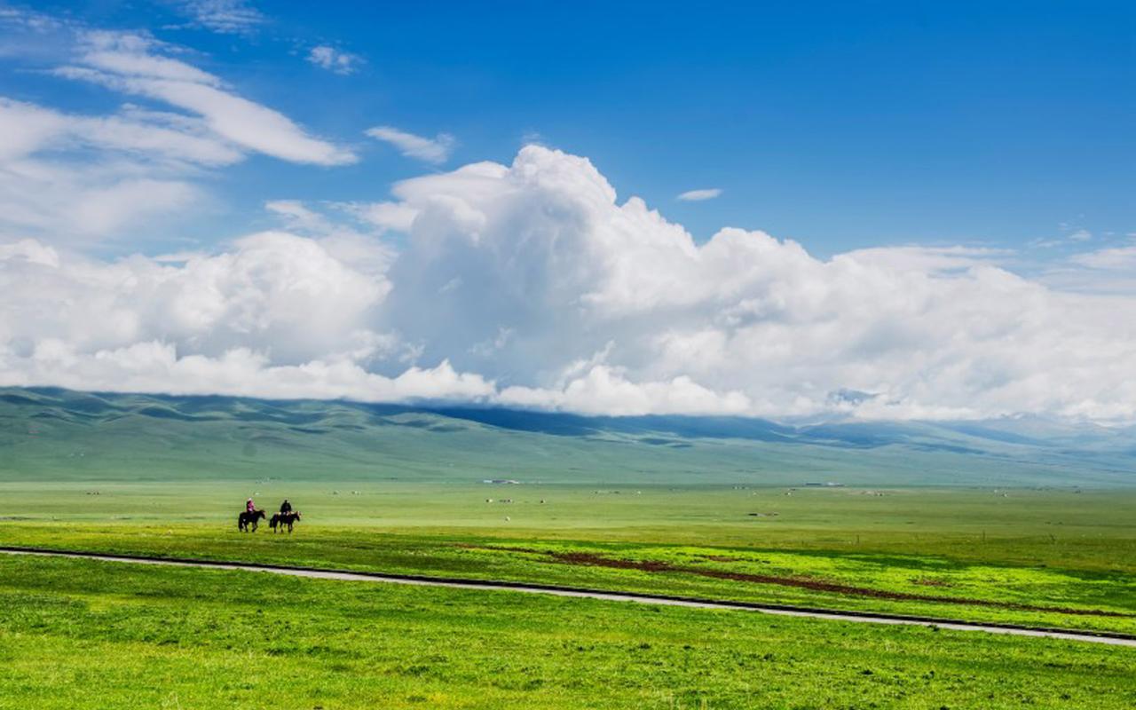 新疆巴音布鲁克草原美景图片桌面壁纸,风景壁纸,新疆,大草原,高清图片