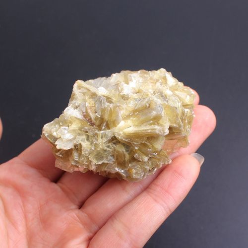 天然粗糙黄色云母石英水晶石原始不规则簇石矿物标本愈合装饰 - buy