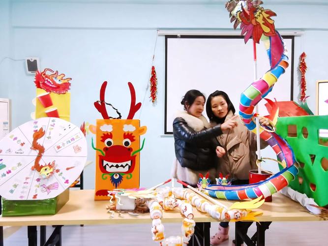 铜梁区龙韵幼儿园2020年秋期"龙"主题教师自制教玩具展示及评比活动
