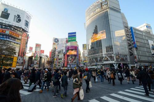 国际 > 正文  【大公报讯】据《日本经济新闻》报道:为了缓和东京人口