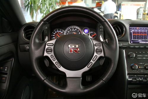 【gt-r2012款premium方向盘汽车图片-汽车图片大全】-易车