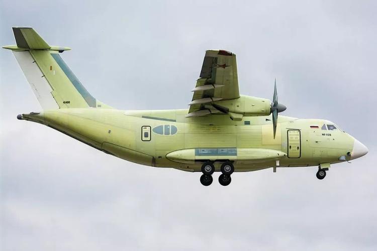 伊尔-112b是俄罗斯白手起家的第一架军用运输机,将有助于解决军事