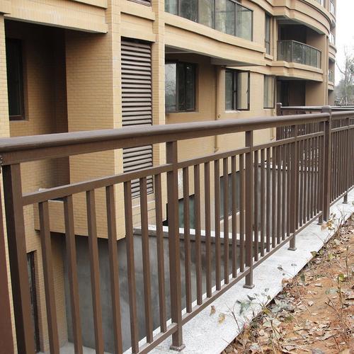 厂家定制阳台防护栏杆小区室内护栏工程别墅露台铝合金锌钢栏杆