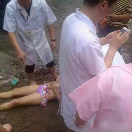 四川53岁老师跳水救2孩子不幸溺亡