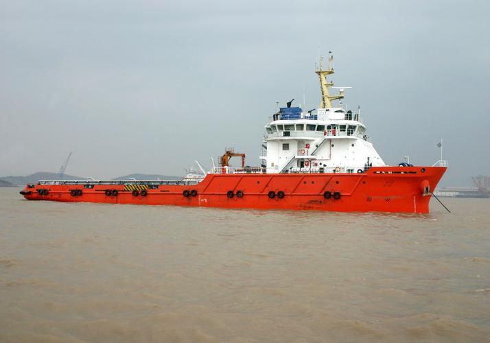 船舶供应信息 - 1600 (载重吨) 2010年中国三用拖轮