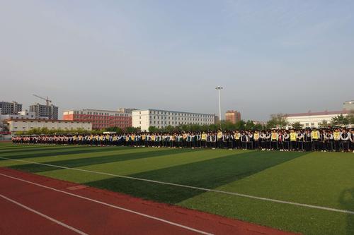 海兴中学举行纪念五四运动100周年升旗仪式