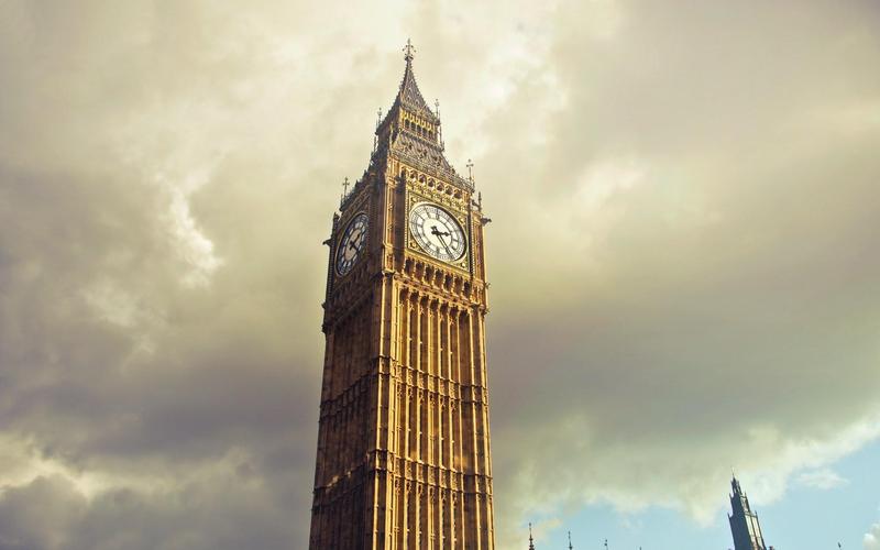 电脑壁纸 人文 名胜古迹 英国的标志性建筑——大本钟