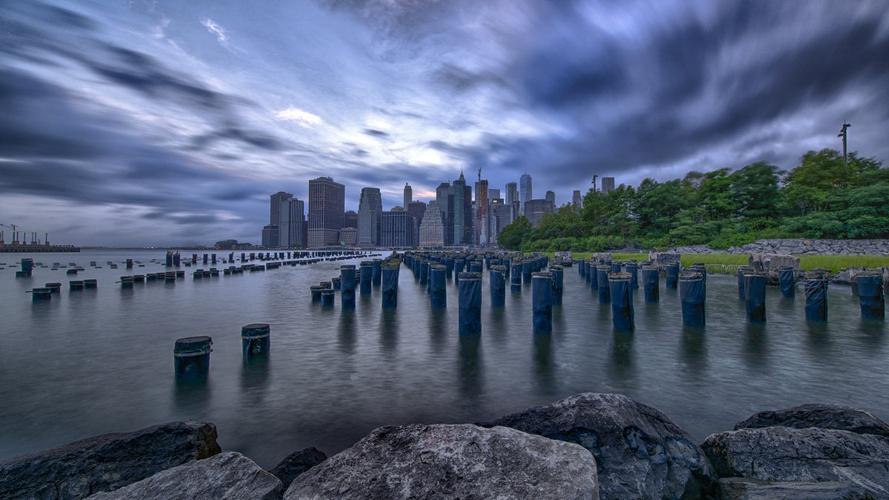 暴风雨前的曼哈顿4k风景图片