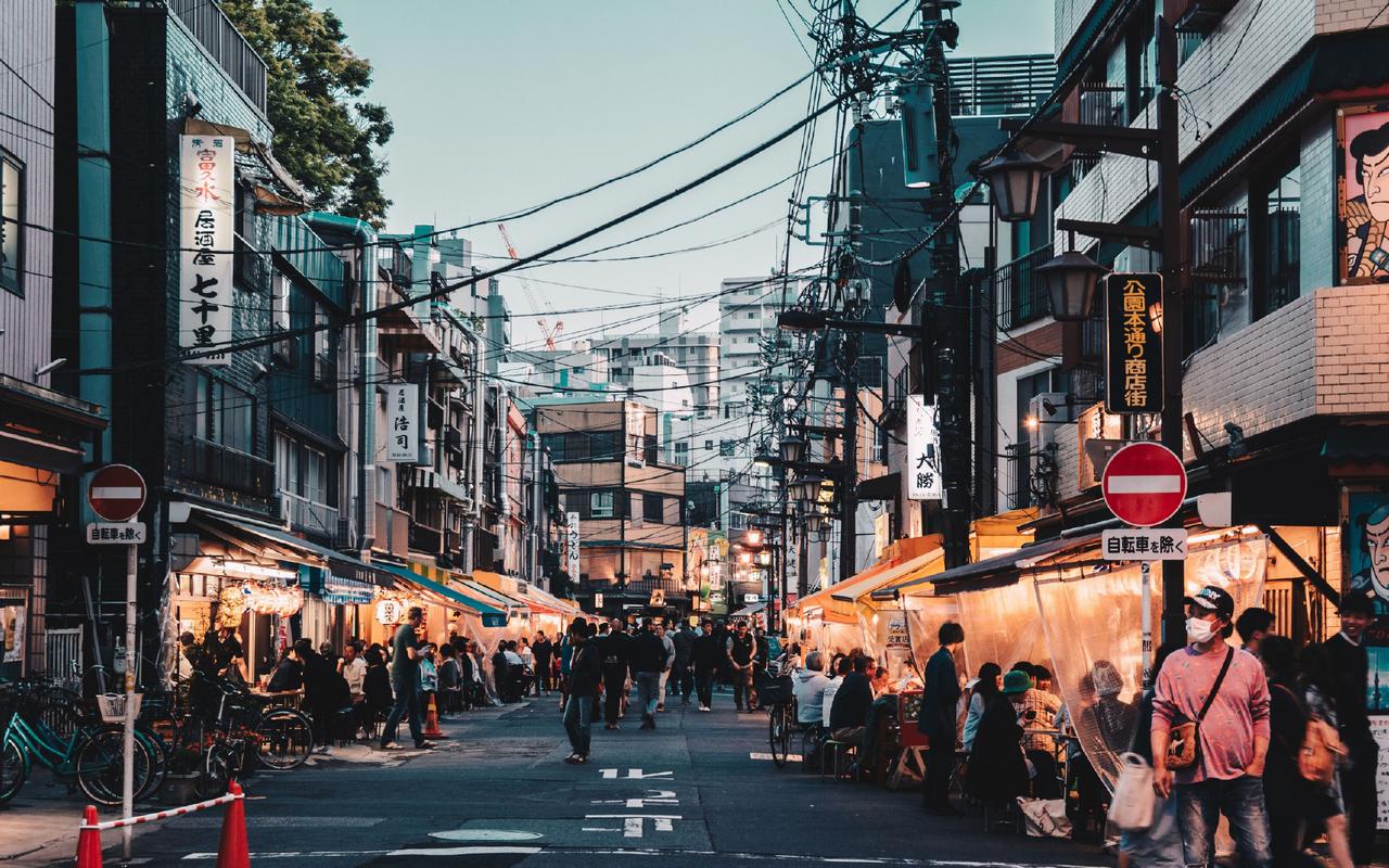 日本城市街道风景图片桌面壁纸