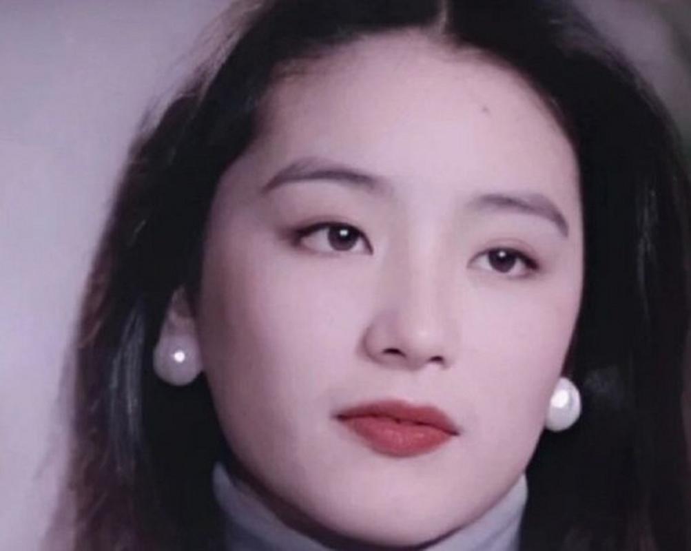 林青霞年轻时期的照片,真正的美都是无法复刻的