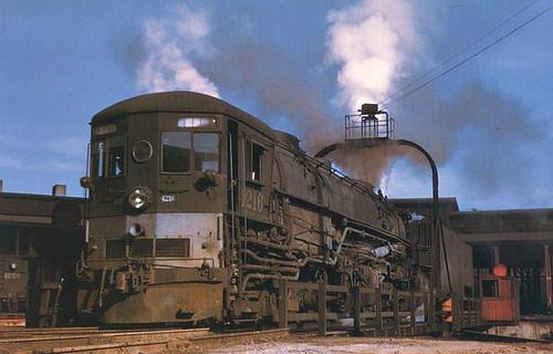 南太平洋铁路的驾驶室前置型ac-10级蒸汽机车