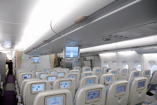 空中客车a380的客舱设计体现了21世纪的飞机客舱新理念,能为乘客带来