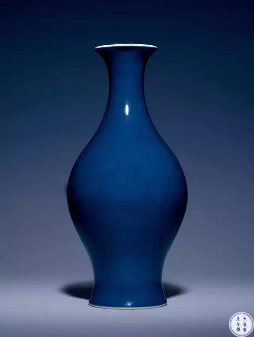 霁蓝釉瓷器特征