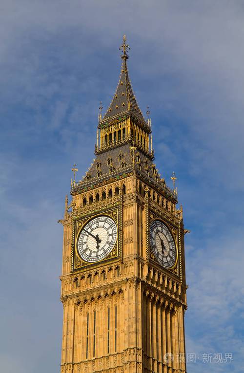 英国伦敦著名的大本钟塔