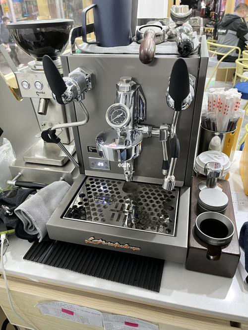 深圳格米莱企鹅咖啡机转让99成新咖啡机