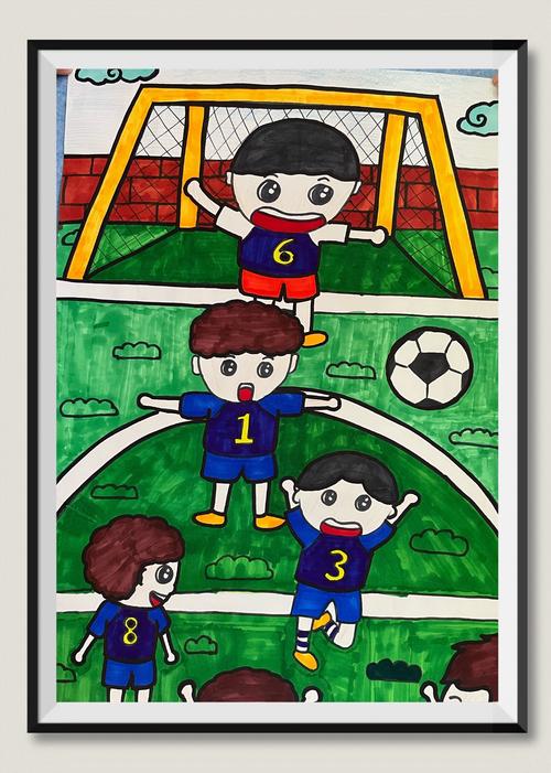 妙笔描绘足球梦—实华 学校开展"阳光体育 快乐足球"为主题的绘画比赛